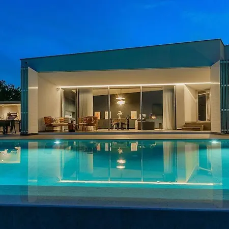 Boscaria By Istrialux *